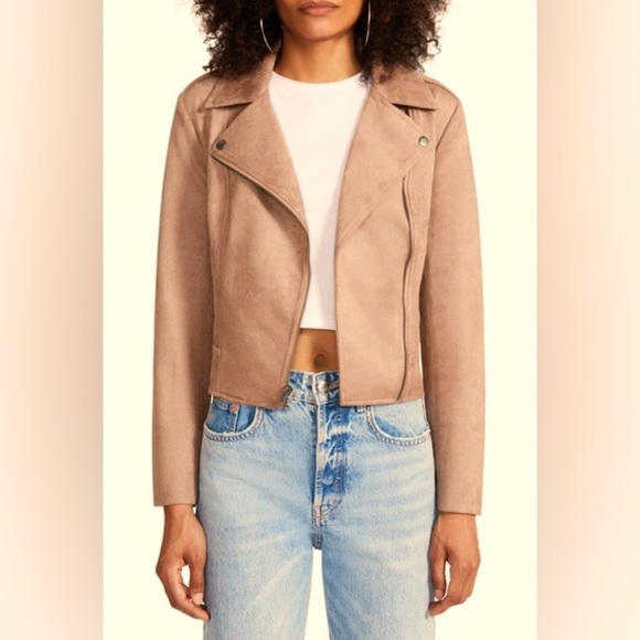 BB Dakota Jackets & Blazers - BB Dakota Tan Faux Suede Large Size Moto Jacket with Two Zippered Pockets